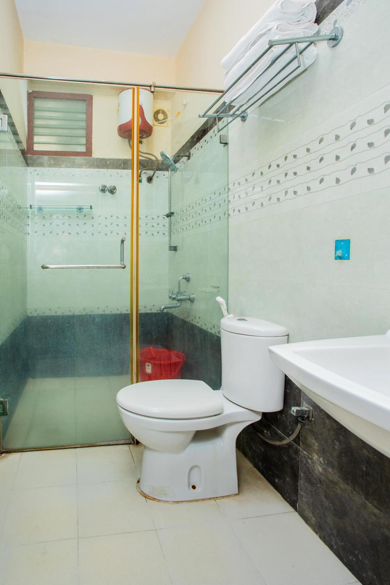 Its South East Residency Hotel Chennai Exterior foto